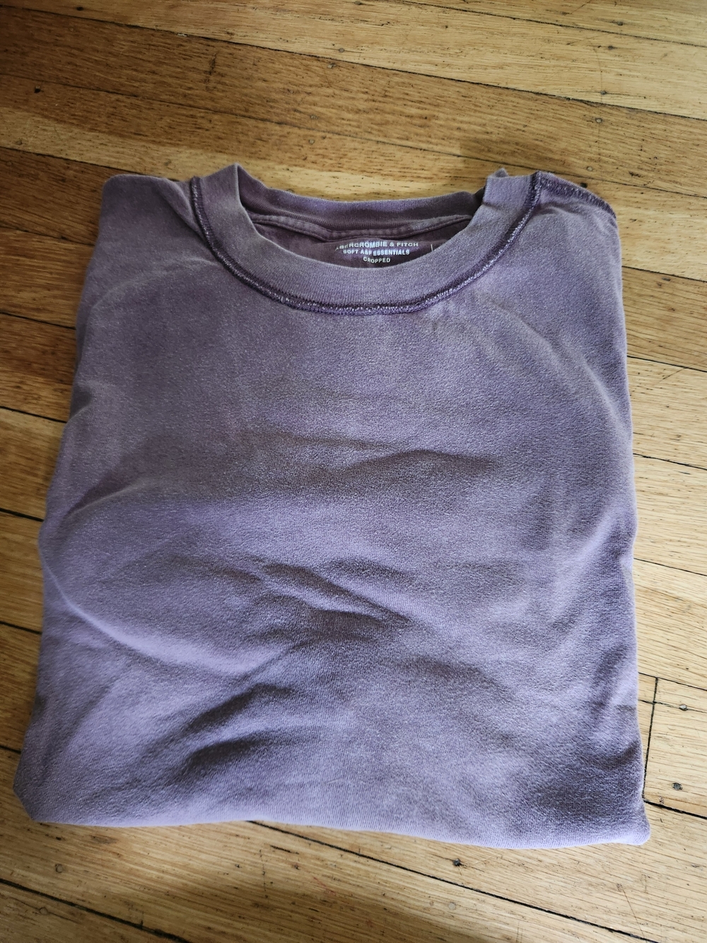 Abercrombie & Fitch Lot (4) Mens Soft Essentials Cropped Tees - Picture 7 of 9